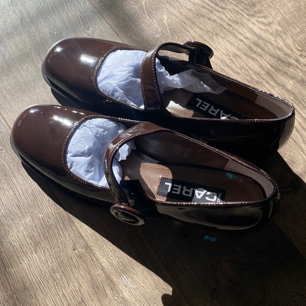 carel mary jean brown leather
